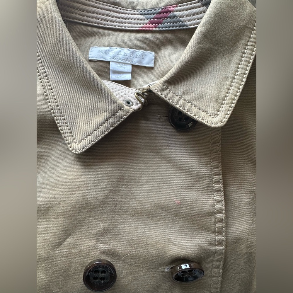 Burberry Tan Double Breasted Girl’s Dress W/ Eyelet Collar• Worn once! - Picture 2 of 10